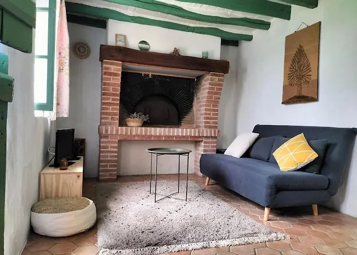 Charmante Maisonnette En Pierre