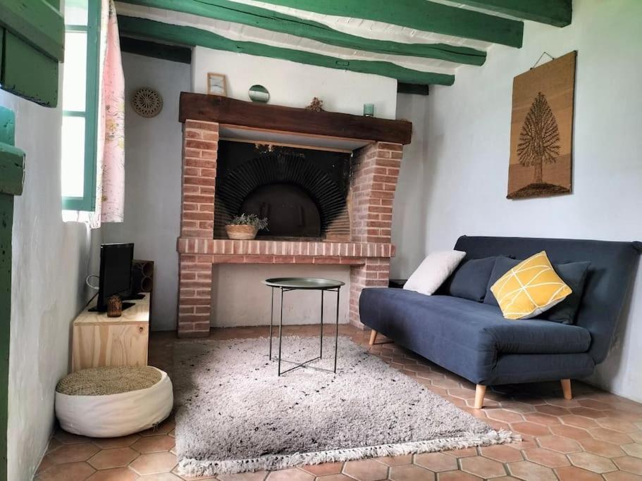 Charmante Maisonnette En Pierre Hébergement de vacances *